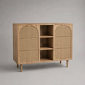 Credenza rettangolare con 2 ante e 3 vani in MDF impiallacciato rovere e rattan naturale, rovere naturale e ottone, 120 × 40 × 90 cm